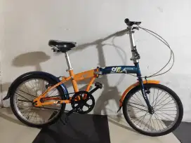Sepeda lipat ukuran 20 siap pakai