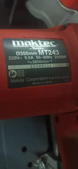 Jual mesin potong besi Maktec mt243
