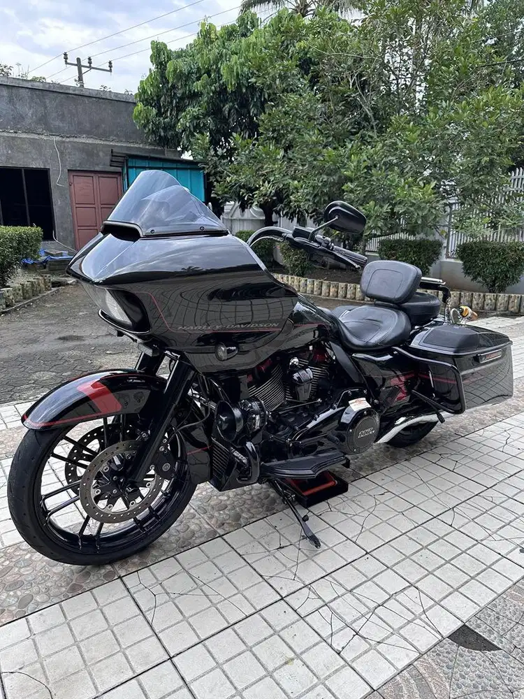 Road Glide Cvo 2018