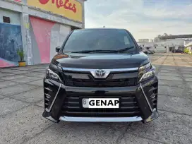 (KM 42rb) Grezz Toyota Voxy 2.0 AT 2018 Tgn1 Terawat Bisa DP Ringan