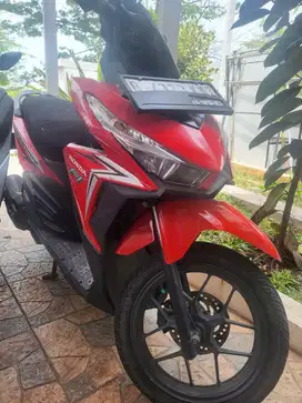 Honda Vario CBS, merah, dijual cepat bisa nego