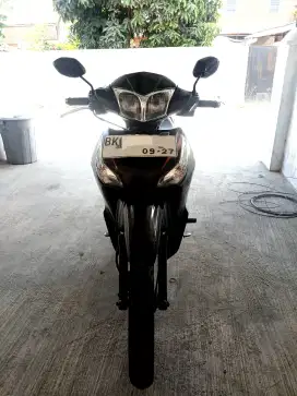 Honda Supra X 125 F1 Injeksi Helm in Tahun 2012