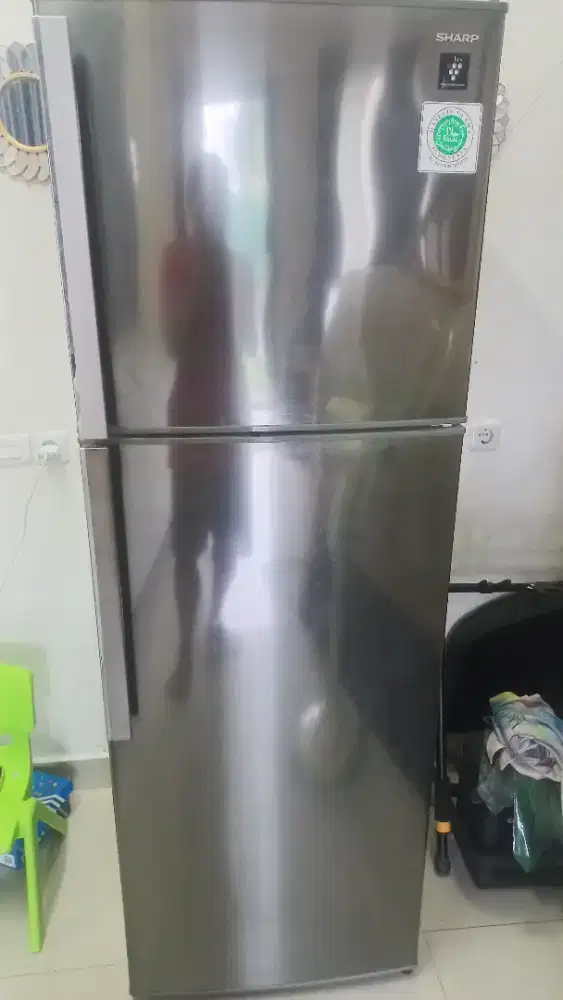 Lemari Es 2 Pintu