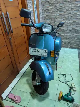 Vespa P150S 6 Vol