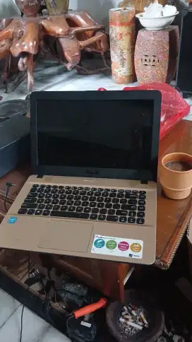 laptop asus x441n baterai 5jam