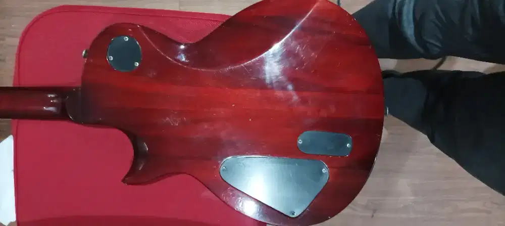 Gitar ltd kondisi normal