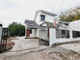 Rumah Nyaman Luas 330m² Harga Nego Kartosura