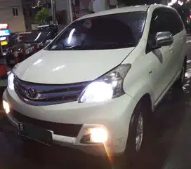 DIJUAL Mobil Bekas Terawat, Avanza 2015