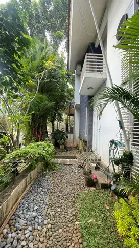 Jual Murah Rumah Luas Strategis DEkat Fasum di Puri Town House BIntaro