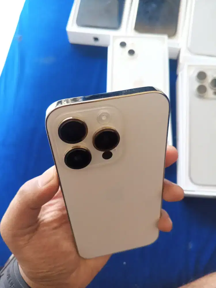 iPhone 14 pro 256Gb inter. Mulus luv phone store