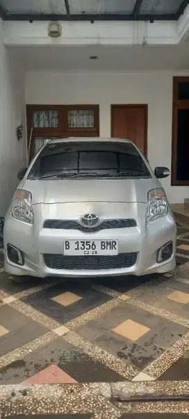 Toyota Yaris E Matik silver thn 2012 akhir pemkaian 2013