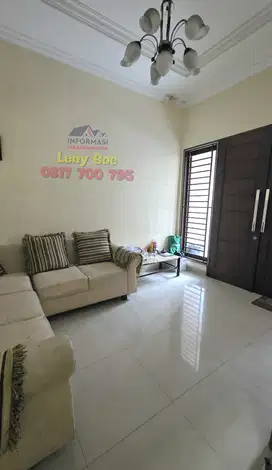 Rumah 1.5 lantai di Kebayoran Lama