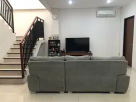 Rumah Nyaman Kutisari Indah Selatan Surabaya Area Strategis AUD.A064