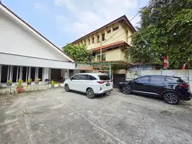 Dijual Rumah Parkir Luas di Jl. Palem, Cipete Selatan, 5mnt ke Citos