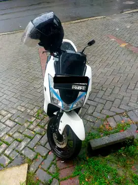 Dijual motor yamaha lexi tahun 2018