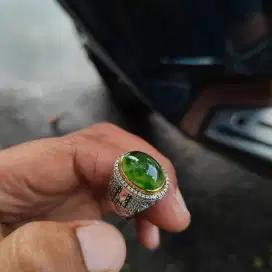 Batu lumut  idocrase bukan Bacan  batu segar mulus tidak ada minus