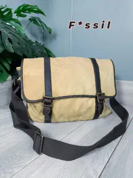 Fossil Messenger Bag