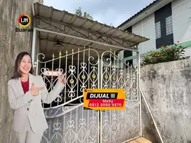 Rumah Asri terletak di Jalan Caman Raya Utara Jakasampurna Bekasi