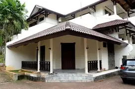 Rumah Unfurnished 3 lantai di Pangeran Antasari, Cipete Selatan, Cilan