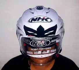 Helm baru merk NHK predator