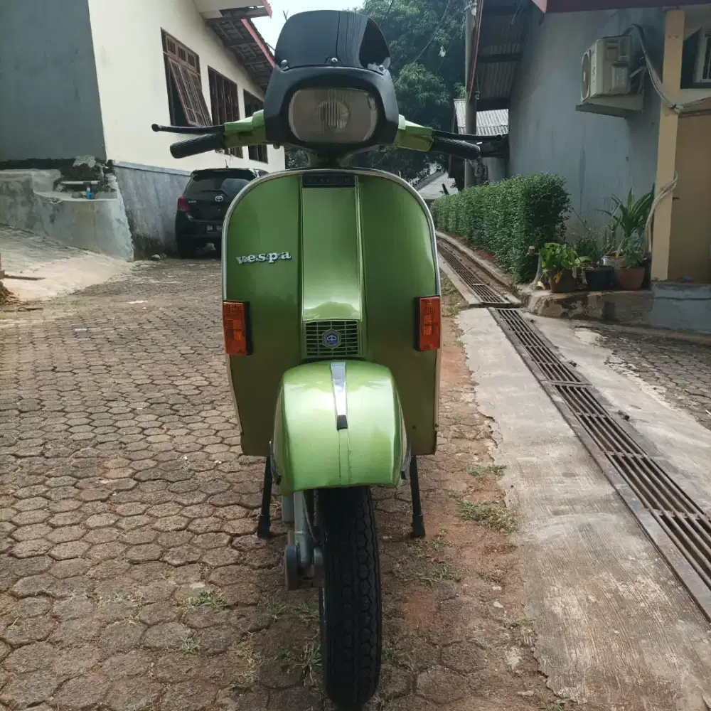Vespa P150X 1982