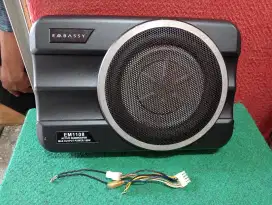 Subwooper aktif kolong embassy