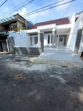 Rumah baru renovasi gres 7 kamar puncak dieng malang