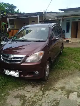 Daihatsu Xenia 2009 Bensin
