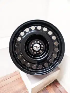 Velg langka r18 PCD 6x114,3 et 32 Navara Terra