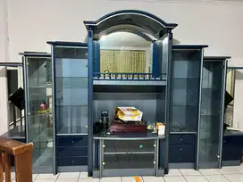 lemari pajangan - lemari TV - lemari bekas jakarta