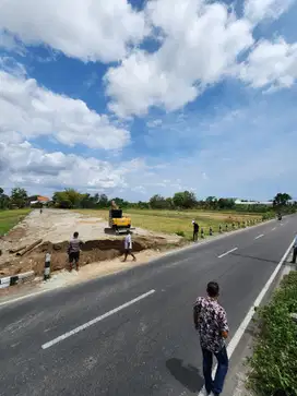 Godean Tepi Aspal; Tanah Siap Bangun; SHM