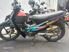 Motor Uspra Bekas 2004