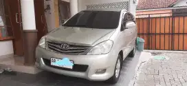 Kijang Innova 2.0 V Extra 2008
