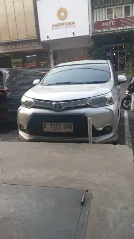 Rental Mobil + Supir  Dalam dan Luar Kota