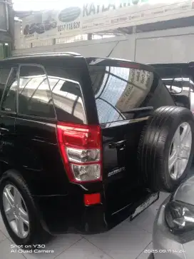 mobil Suzuki grand Vitara tahun 2008