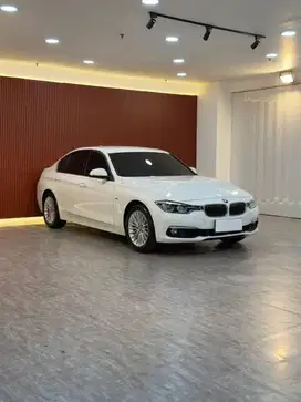 BMW 320i Luxury 2.0 AT Tahun 2018