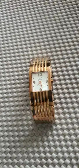 JUAL CEPAT - JAM TANGAN WANITA