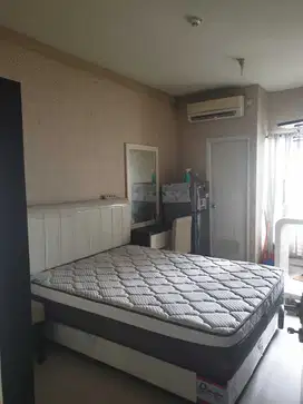 Sewa Studio room Aparteme Grand emerald full furnish lt 30