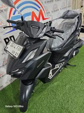 Honda Vario 160 Cbs 2024