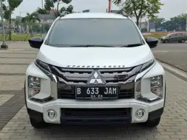 Xpander Cross Rockfrod AT 2021 Putih