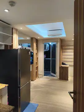 Sewa 2br dijadikan 1 los ada wifi aprtmn puncak cbd wiyung unit bagus