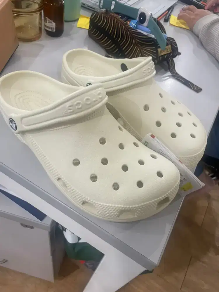 SENDAL CROCS CLASSIC