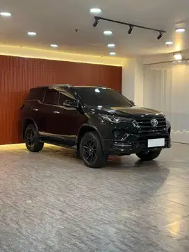 Toyota Fortuner VRZ GR Sport 2.8 AT Tahun 2022