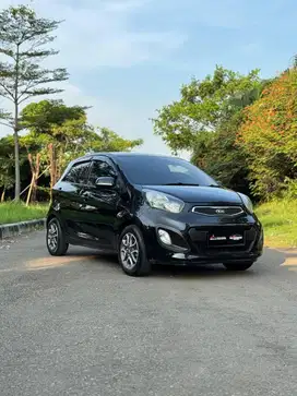 KIA PICANTO 1.2 SE AT 2013 HITAM MURAH