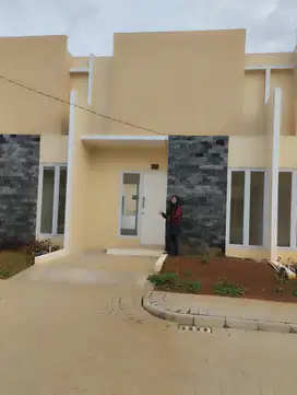 Rumah serasa villa selangah ke Pemda Tigaraksa
