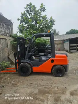 Forklift Toyota 3,5 Ton,Manual,Tiang 3 Meter,1DZ-II,8FD30,Tahun 2019