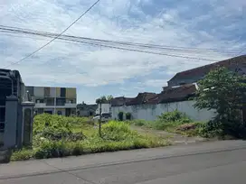 DIJUAL TANAH DAN RUMAH INDEN LOKASI PINGGIR JALAN BUMIAYU KOTA MALANG