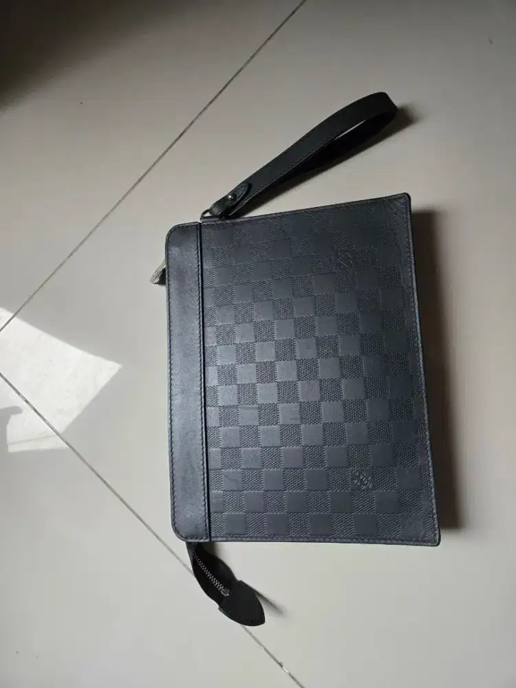 Lv man bag orignal