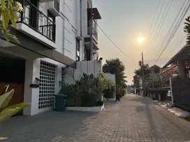 3 Menit UGM – Tanah Jogja Pogung Lor, Pas Bangun Kost Eksklusif