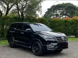 Fortuner VRZ GR Sport 2.4 AT 2021